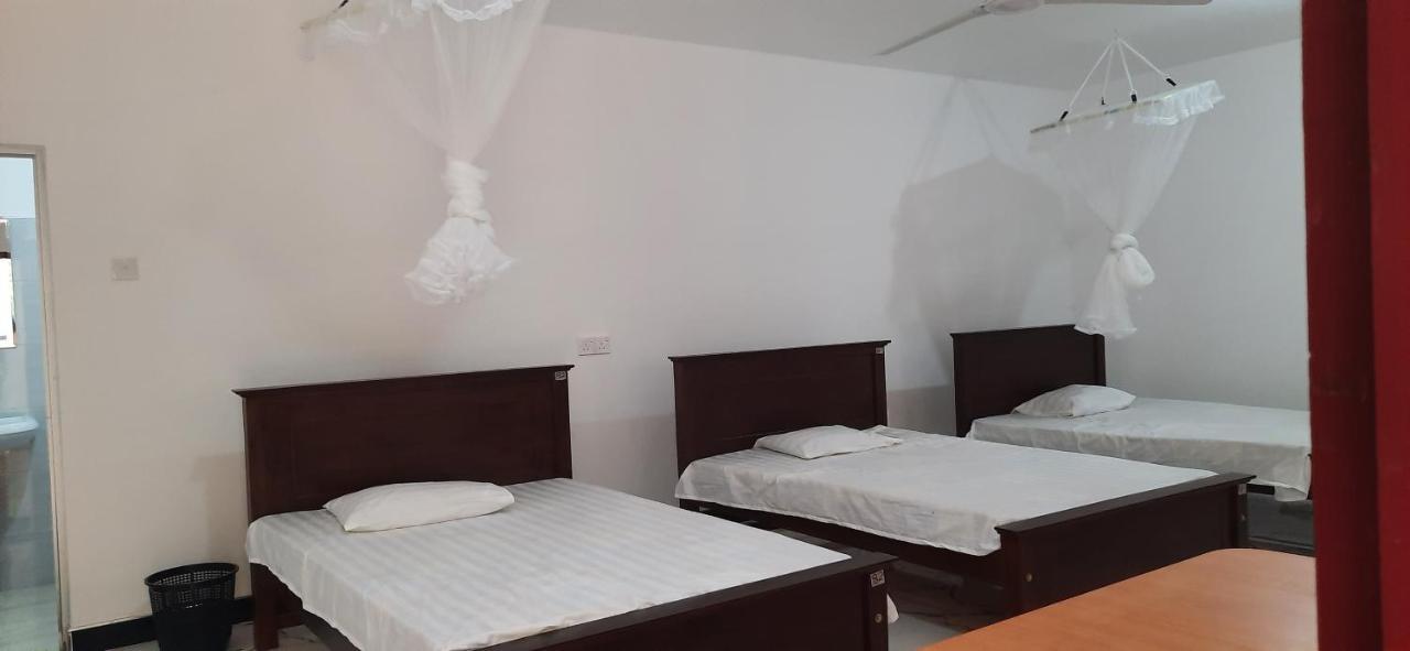 Hikkaduwa Rest Otel Mailagamuwa Dış mekan fotoğraf